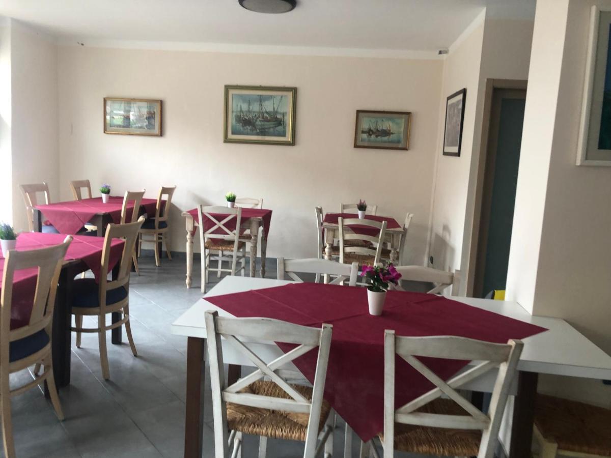 Hotel Taj Bettolle Eksteriør billede
